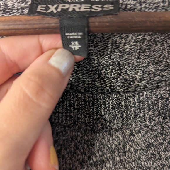 gray warm sweater Expres - Picture 2 of 2